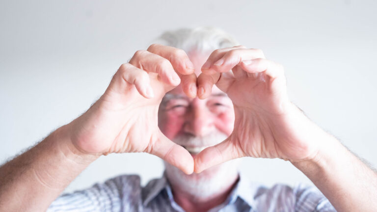Jak zadbać o zdrowie serca w podeszłym wieku?