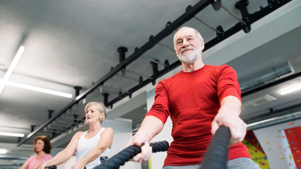 Aktywność fizyczna seniora. Jakie ćwiczenia warto wykonywać?